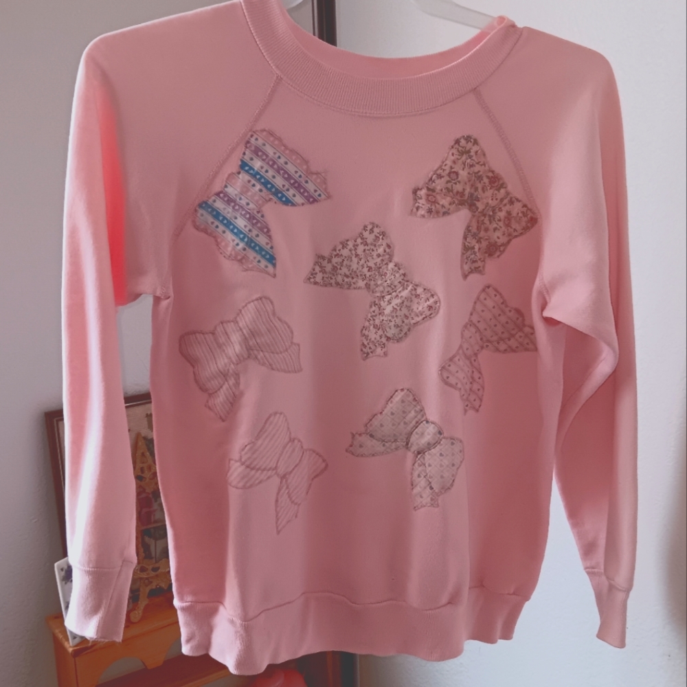 Bow Sweatshirt
